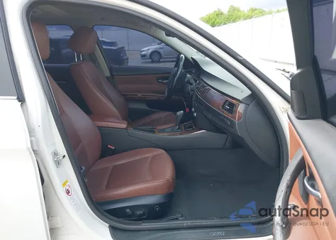 2008 BMW 328Xi из США, поврежденный, VIN WBAVC73558KP36846